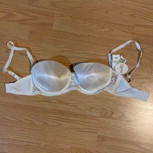 Berlei bra 32D nwt
